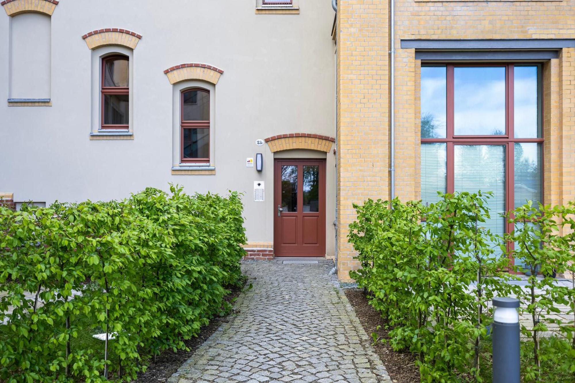 Mayhome - Das Strandloft Schoenes Studioapartment Mit Balkon, Kueche Und Tiefgarage - Sauna Und Fitness Direkt Nebenan Chemnitz Exterior foto