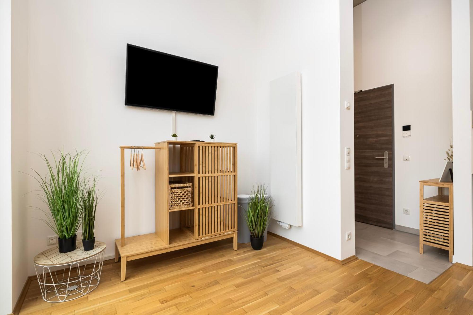 Mayhome - Das Strandloft Schoenes Studioapartment Mit Balkon, Kueche Und Tiefgarage - Sauna Und Fitness Direkt Nebenan Chemnitz Exterior foto